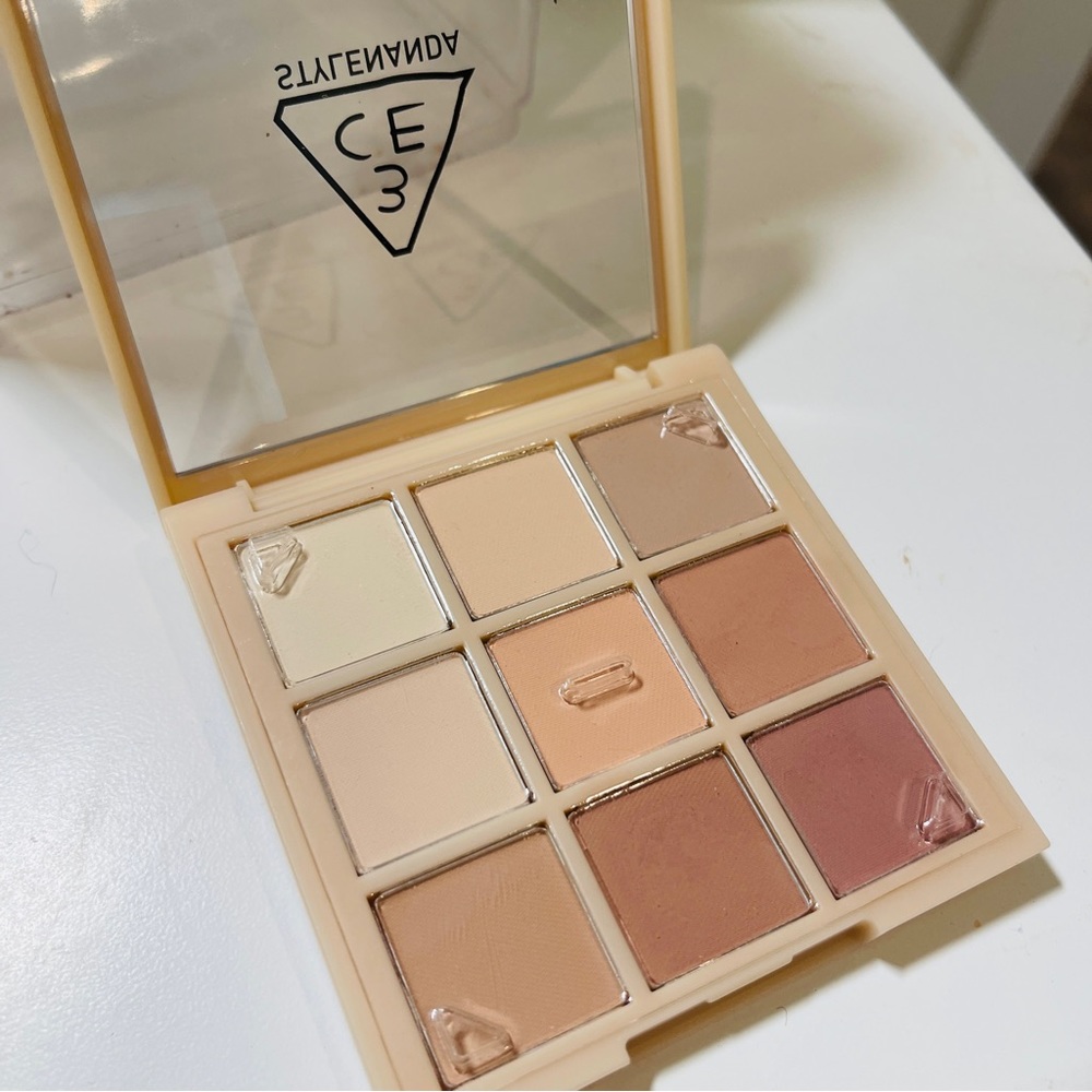 3CE Multi Eye Color Palette #DearNude